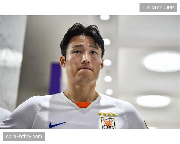 孙准浩在韩国泡澡时还在练核心，这人是不是根本不用睡觉
